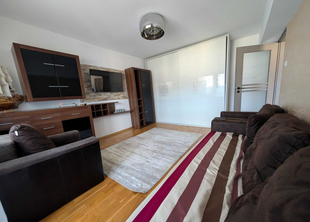 Apartament 3 camere, 65 mp de închiriat – Bd. 1 Decembrie 1918, Grigorescu