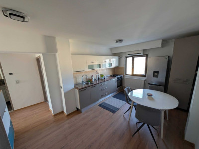 Apartament 3 camere, 65 mp de închiriat – Bd. 1 Decembrie 1918, Grigorescu