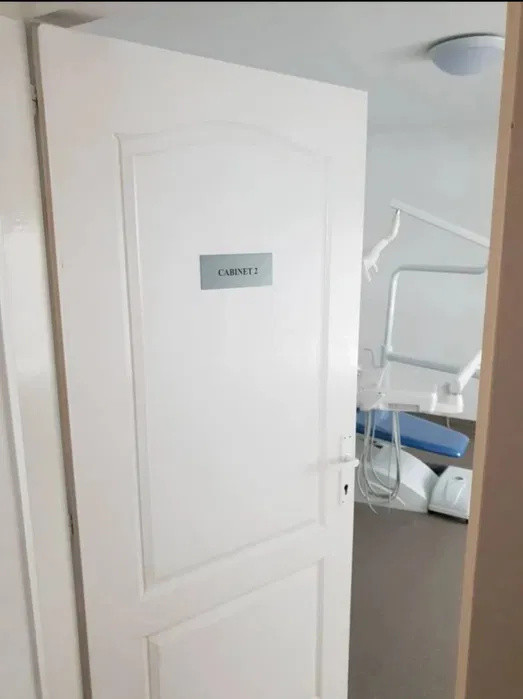 Spatiu comercial/birouri l compartimentat l 110 mp utili l Decebal 