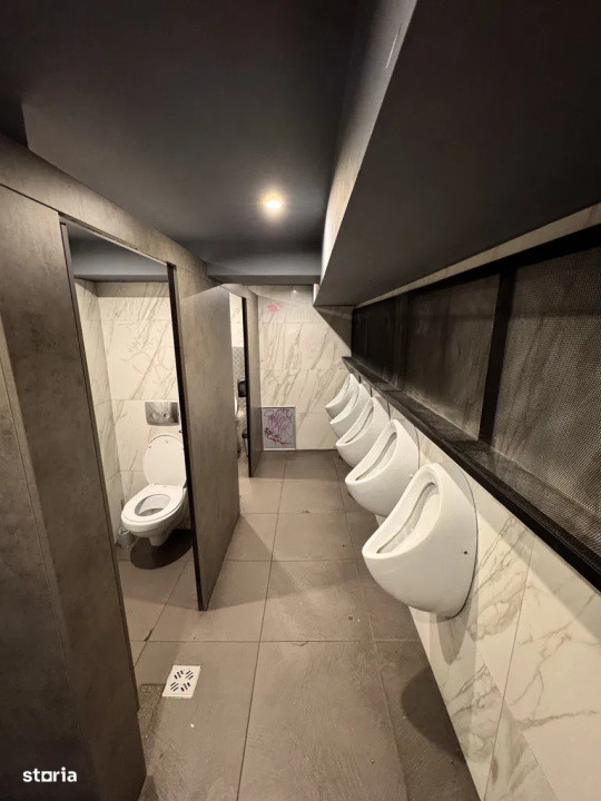 Spatiu comercial ULTRACENTRAL l 520 mp utili l trafic pietonal intens 