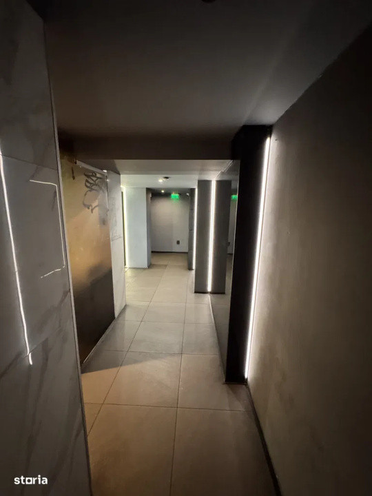 Spatiu comercial ULTRACENTRAL l 520 mp utili l trafic pietonal intens 