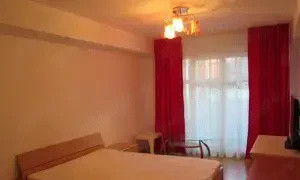 Aapartament 3 camere decomandat in vila la curte | 56 mp | Balcon