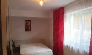 Aapartament 3 camere decomandat in vila la curte | 56 mp | Balcon