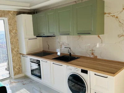 Apartament modern l la cheie l 3 camere l parcare l Razoare 