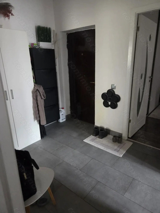 Apartament de vanzare | 2 camere | parcare | Zone Florilor