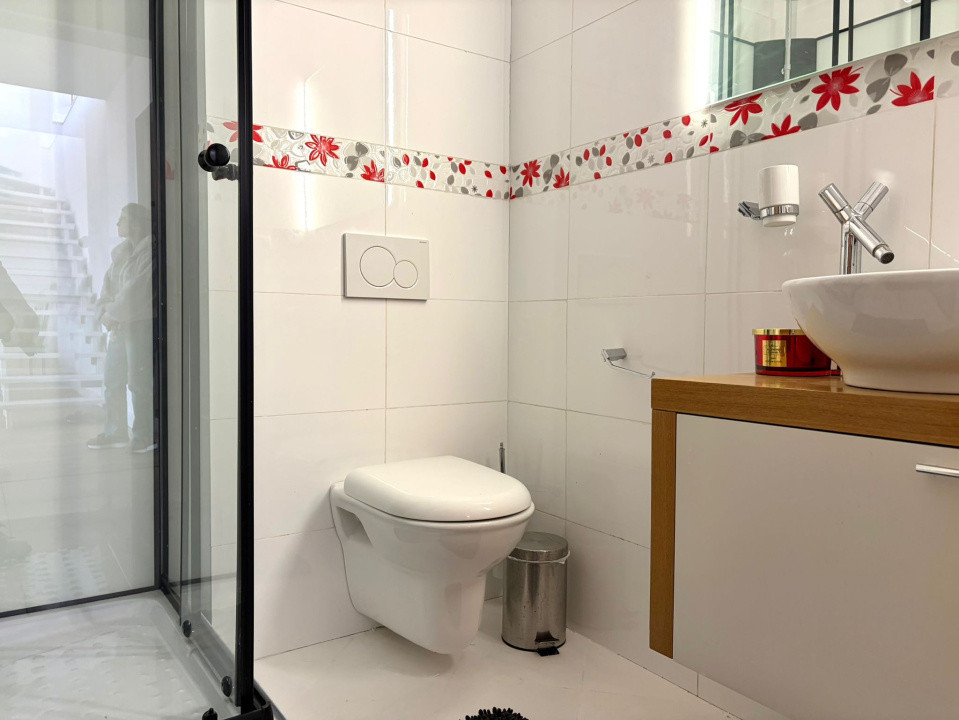 Penthouse pe 2 niveluri l 160 mp utili l terase 75 mp l parcare l B. Ziua