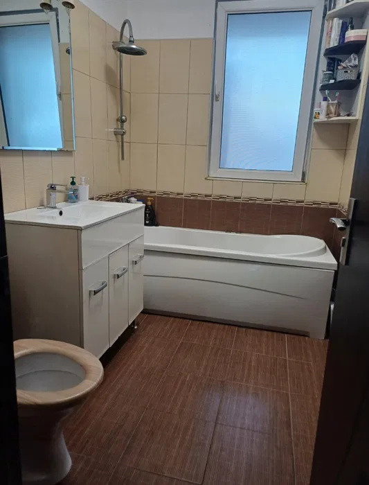 Apartament decomandat l 2 camere l 51 mp utili l 26 mp balcoane l Eroilor