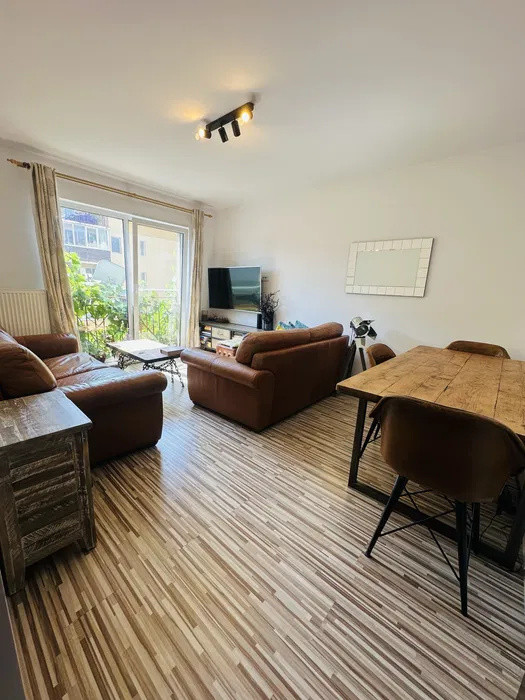 Apartament decomandat l 2 camere l 60 mp l la cheie l Eroilor/Porii