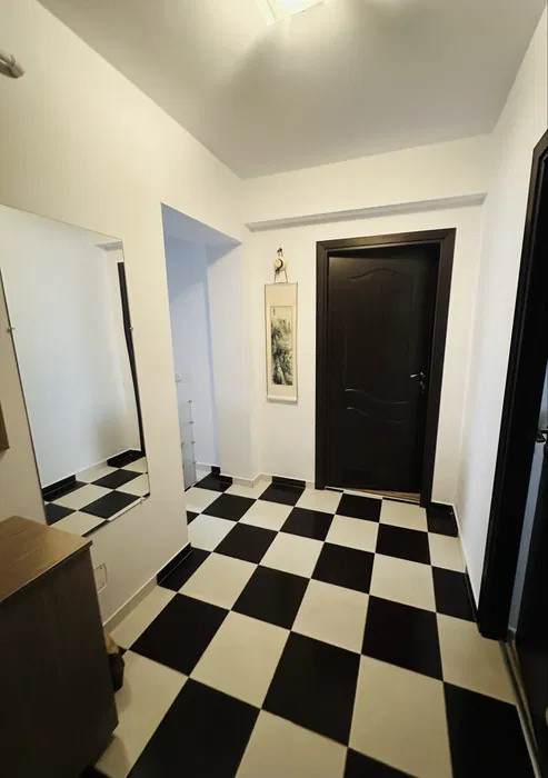 Apartament decomandat l 2 camere l 60 mp l la cheie l Eroilor/Porii