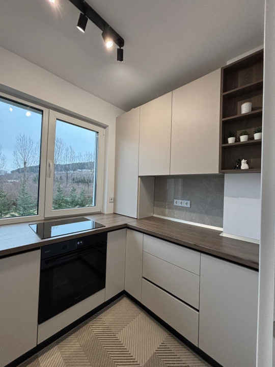 Apartament 2 camere semidecomandat | Florești – Str. Abatorului