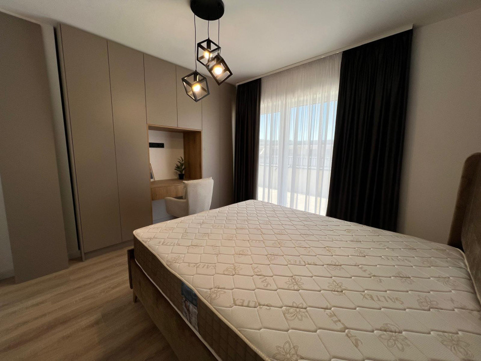 Penthouse 3 camere Eroilor | 2 bai | terasa 50 Mp | la cheie |