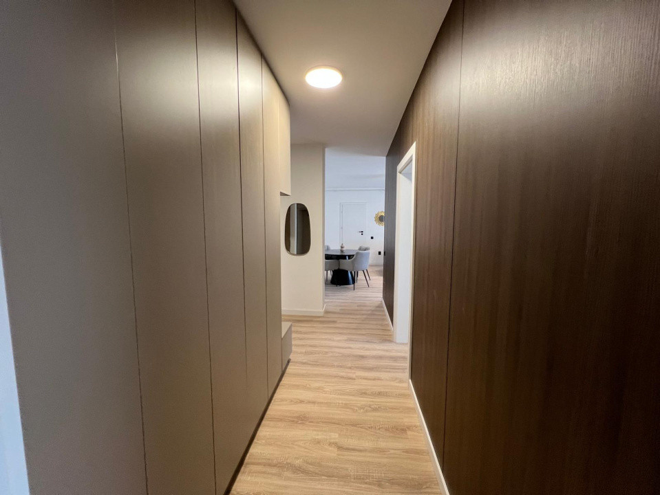 Penthouse 3 camere Eroilor | 2 bai | terasa 50 Mp | la cheie |