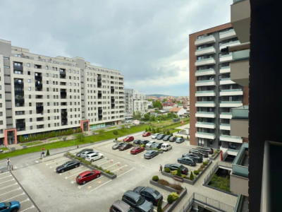 Apartament decomandat l 53 mp utili l 2 camere l bucatarie l Park Lake 