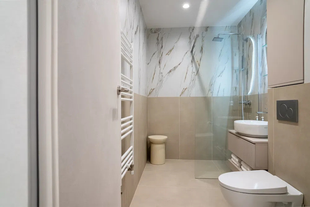 Apartament superfinisat l decomandat l la cheie l parcare l Park Lake