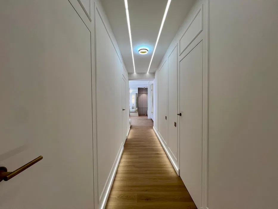 Apartament superfinisat l 3 camere l 2 bai l parcare l Intre Lacuri 