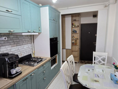 Apartament RENOVAT 3 camere | str.Grigore Alexandrescu-Manastur |75 mp| LA CHEIE