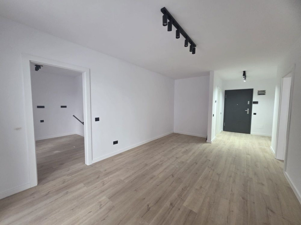 Apartament decomandat l 2 camere l terasa l parcare l Elite City
