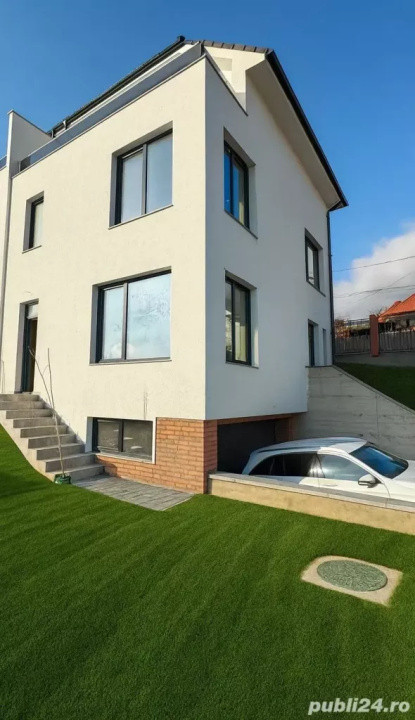 Unitate duplex l 170 mp utili l curte l terasa l 2 garaje l Dambul Rotund 