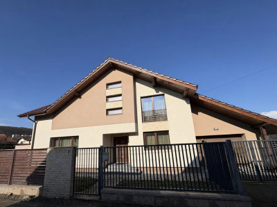 Casa individuala l 5 camere l 168 mp utili l 495 mp teren l Campului