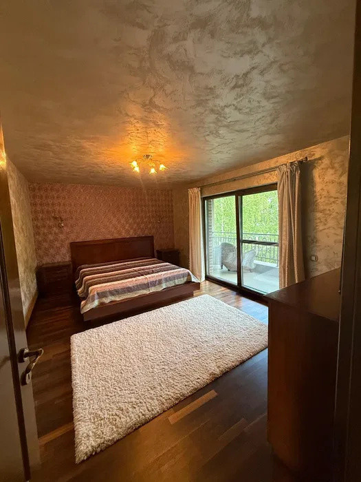 Casa individuala l 310 mp utili l 900 mp teren l garaj l Faget