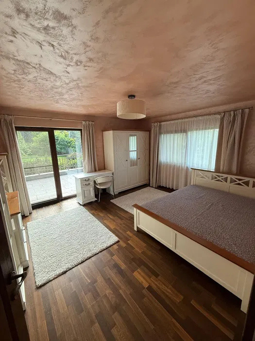 Casa individuala l 310 mp utili l 900 mp teren l garaj l Faget