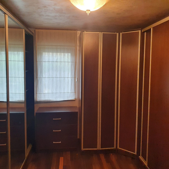 Casa individuala l 310 mp utili l 900 mp teren l garaj l Faget