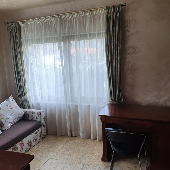 Casa individuala l 310 mp utili l 900 mp teren l garaj l Faget