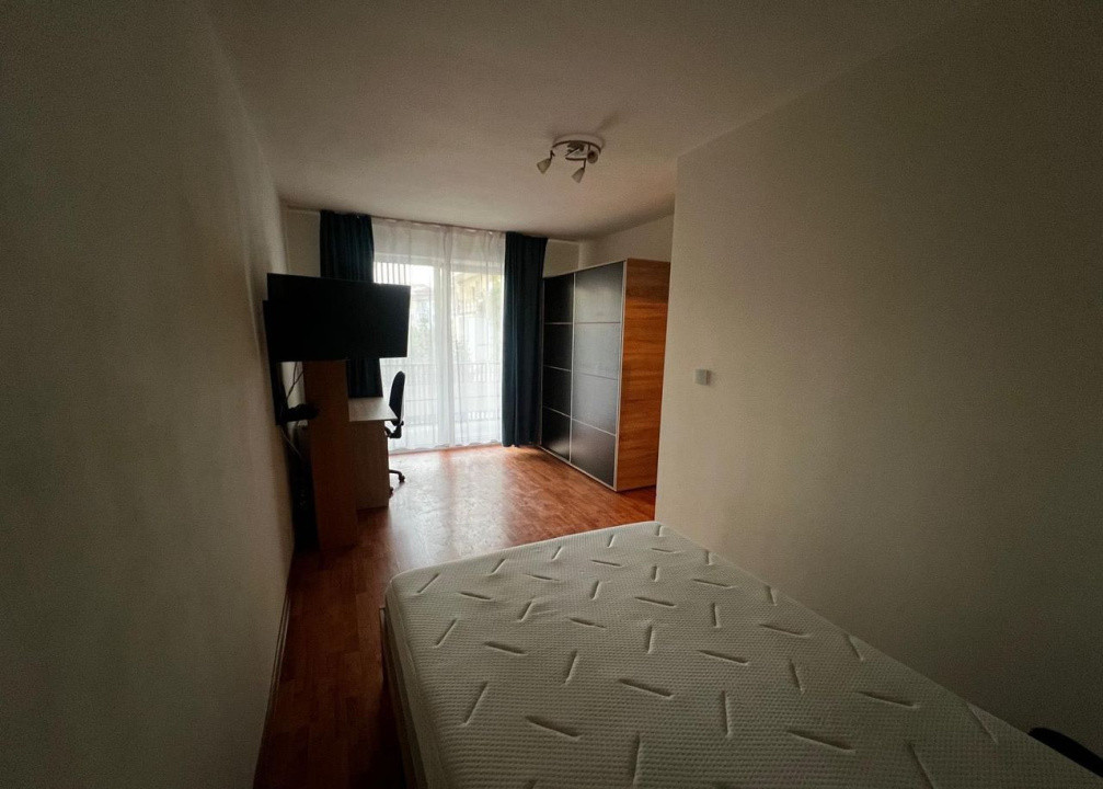 Inchiriere apartament 1 camera | Parcare | Zona Florilor Floresti