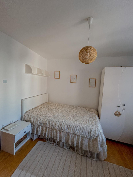 Apartament spatios l 4 camere l 2 bai l 106 mp l la cheie l A. Iancu 