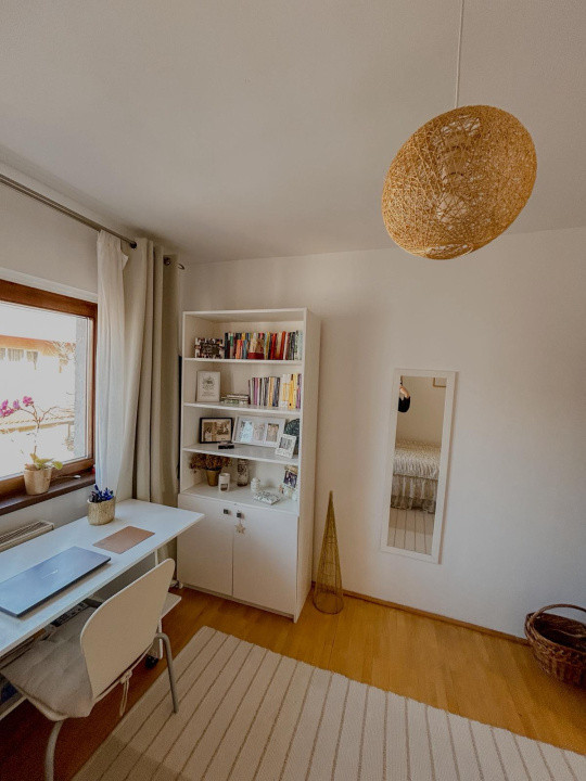 Apartament spatios l 4 camere l 2 bai l 106 mp l la cheie l A. Iancu 