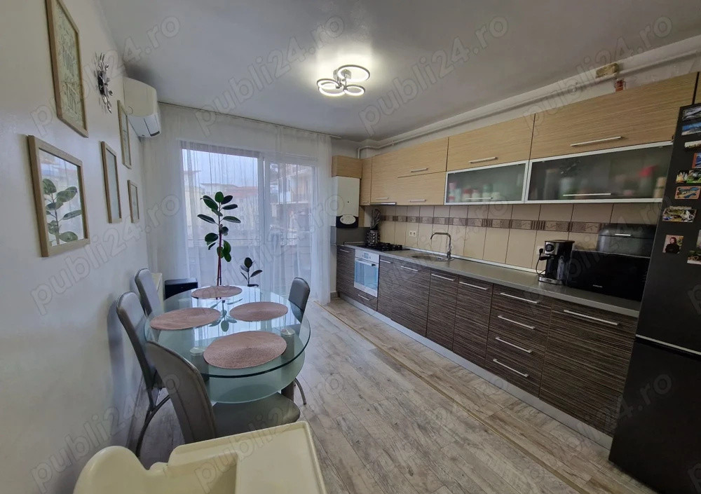 Apartament 3 camere |  Parcare Inclusa | Boxa | Zona Florilor