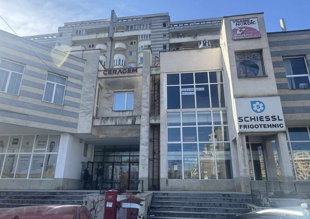 Spațiu comercial, zonă cu trafic intens, Giratoriu Mărăști – OMV