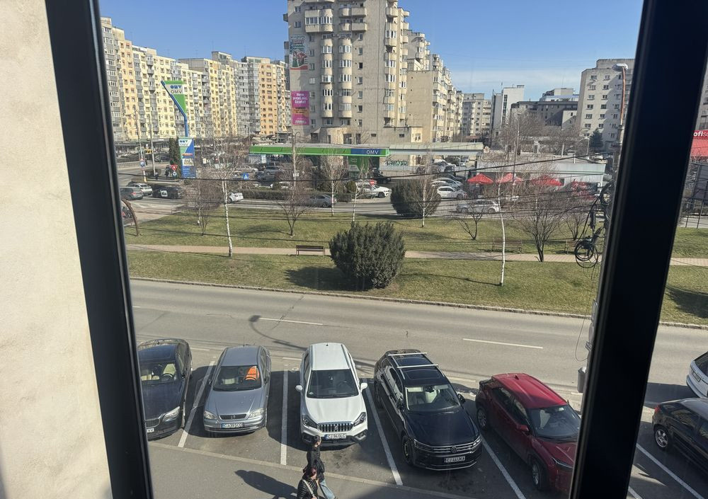 Spațiu comercial, zonă cu trafic intens, Giratoriu Mărăști – OMV