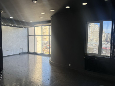 Spațiu comercial | Zonă cu trafic intens | Giratoriu Mărăști | OMV