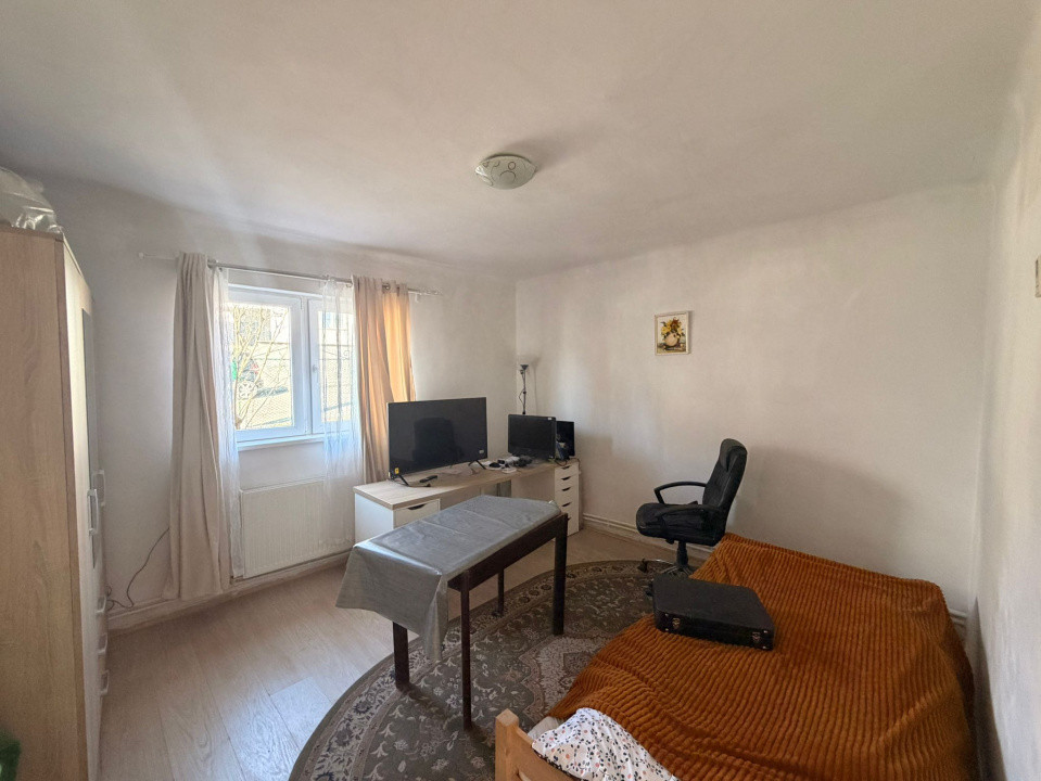 Casa individuala Zona SEMICENTRALA 90mp | TEREN 350mp | Str. Doinei