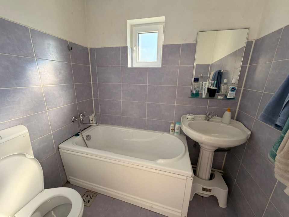 Casa individuala Zona SEMICENTRALA 90mp | TEREN 350mp | Str. Doinei