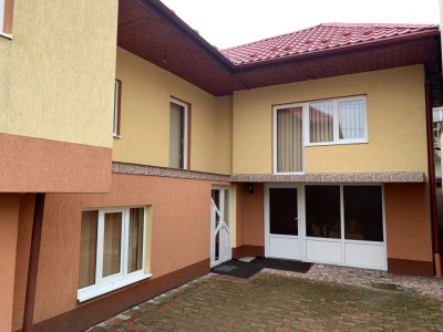 Casa individuala zona PROFI | 220mp UTIL | Finisata și mobilată