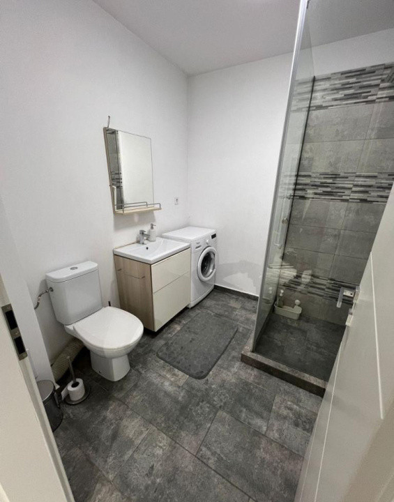 Inchiriez Apartament | 2 camere | Parcare | Zona Urusagului