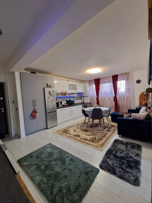 Apartament spațios cu 3 camere | Florești – Str. Stejarului