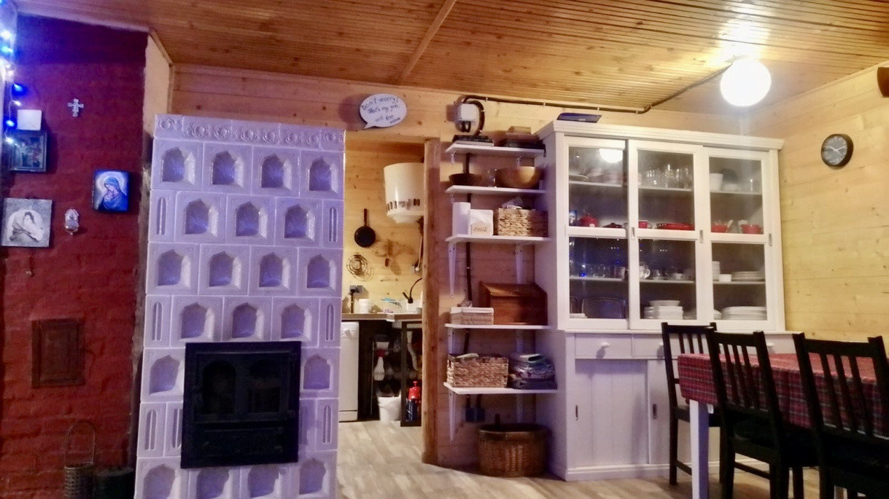 Casa de vacanta în RASCA | 1400mp teren | 160mp util | zona TURISTICA