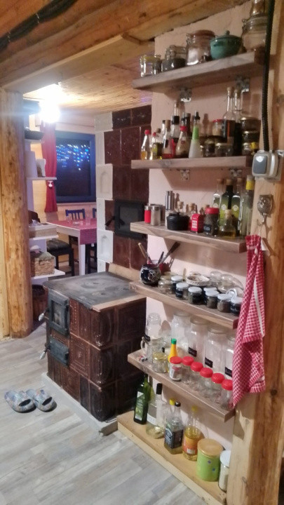 Casa de vacanta în RASCA | 1400mp teren | 160mp util | zona TURISTICA