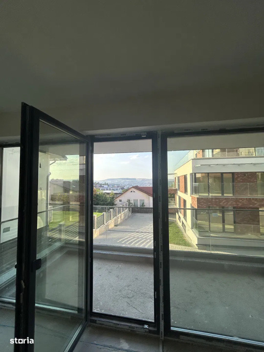 Unitate duplex l 143 mp utli l curte l panorama l Andrei Muresanu 