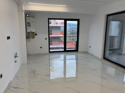 Apartament superfinisat l 3 camere l 2 bai l 2 parcari l terasa l VIVO
