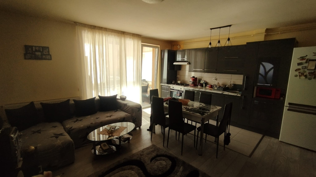 Apartament 3 camere | Spațios | 61 mp utili | Strada Porii