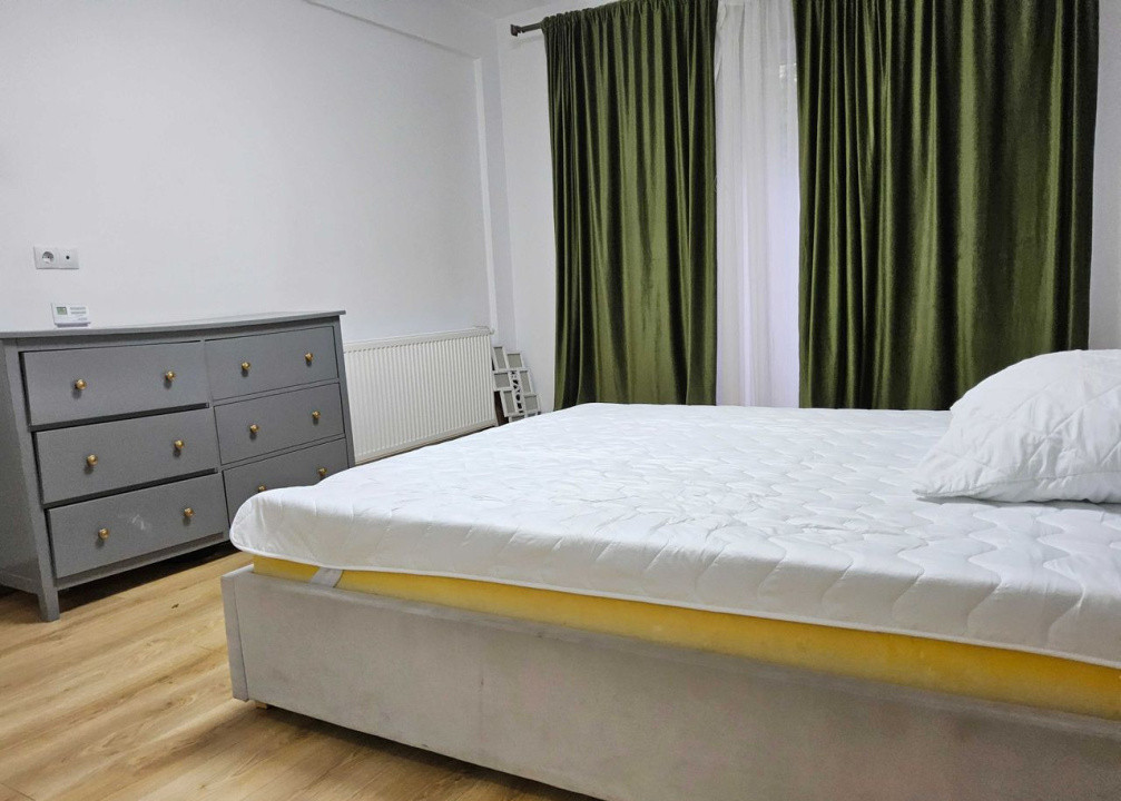 Inchiriez Apartament Lux | 2 Camere | Parcare | Zona Vivo