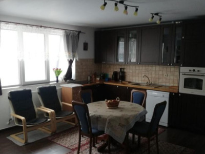 Apartament de vânzare | 3 Camere | Zona Vivo Floresti |