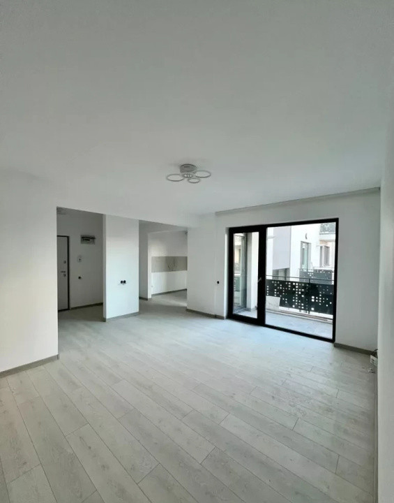 Apartament 3 camere | De vânzare | Traian Vuia | Decomandat