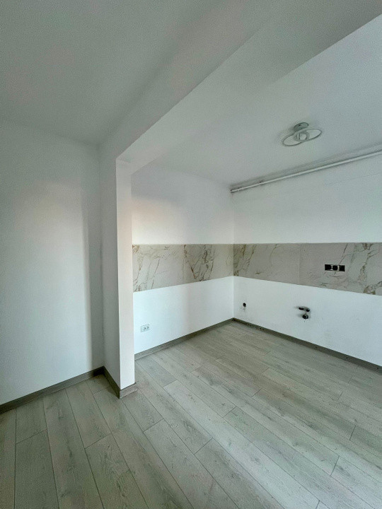 Apartament 3 camere | De vânzare | Traian Vuia | Decomandat