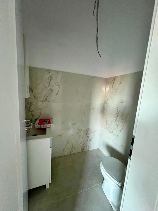 Apartament 3 camere | De vânzare | Traian Vuia | Decomandat