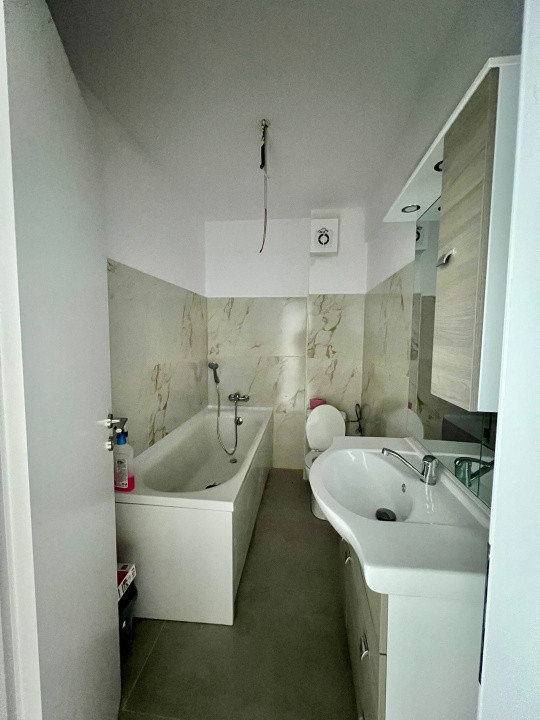 Apartament 3 camere | De vânzare | Traian Vuia | Decomandat